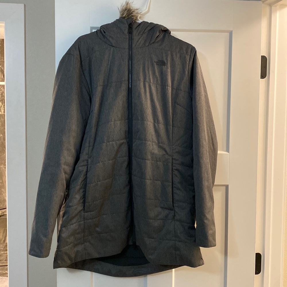 Gray north face coat with removable hood